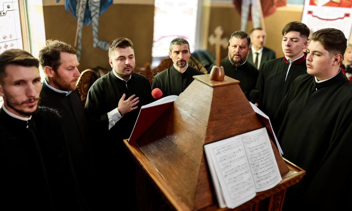 ByzantineChoir's tweet photo. 23 aprilie 2024 | Hramul Parohiei Ortodoxe „Sfântul Gheorghe” din Municipiul Satu Mare
#eormmsm https://t.co/bYTyKvVVXF