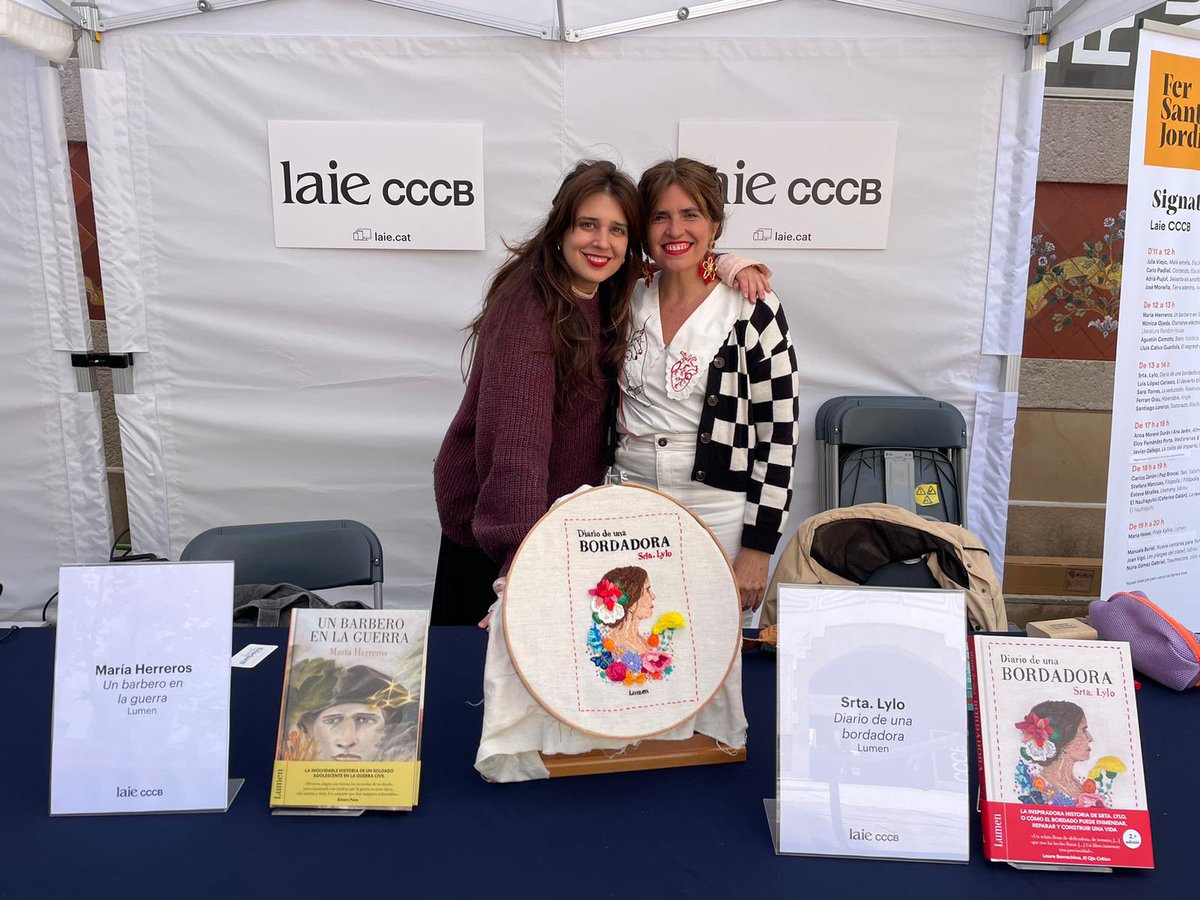 Nos encanta ver a <a href="/_MariaHerreros_/">ϟMaria Herrerosϟ</a> y <a href="/srtalylo/">Señorita Lylo</a> juntas en <a href="/laiecccb/">Laie CCCB</a>. 
#SantJordi2024 #UnLibroEsUnBuenAmigo #DíaDelLibro