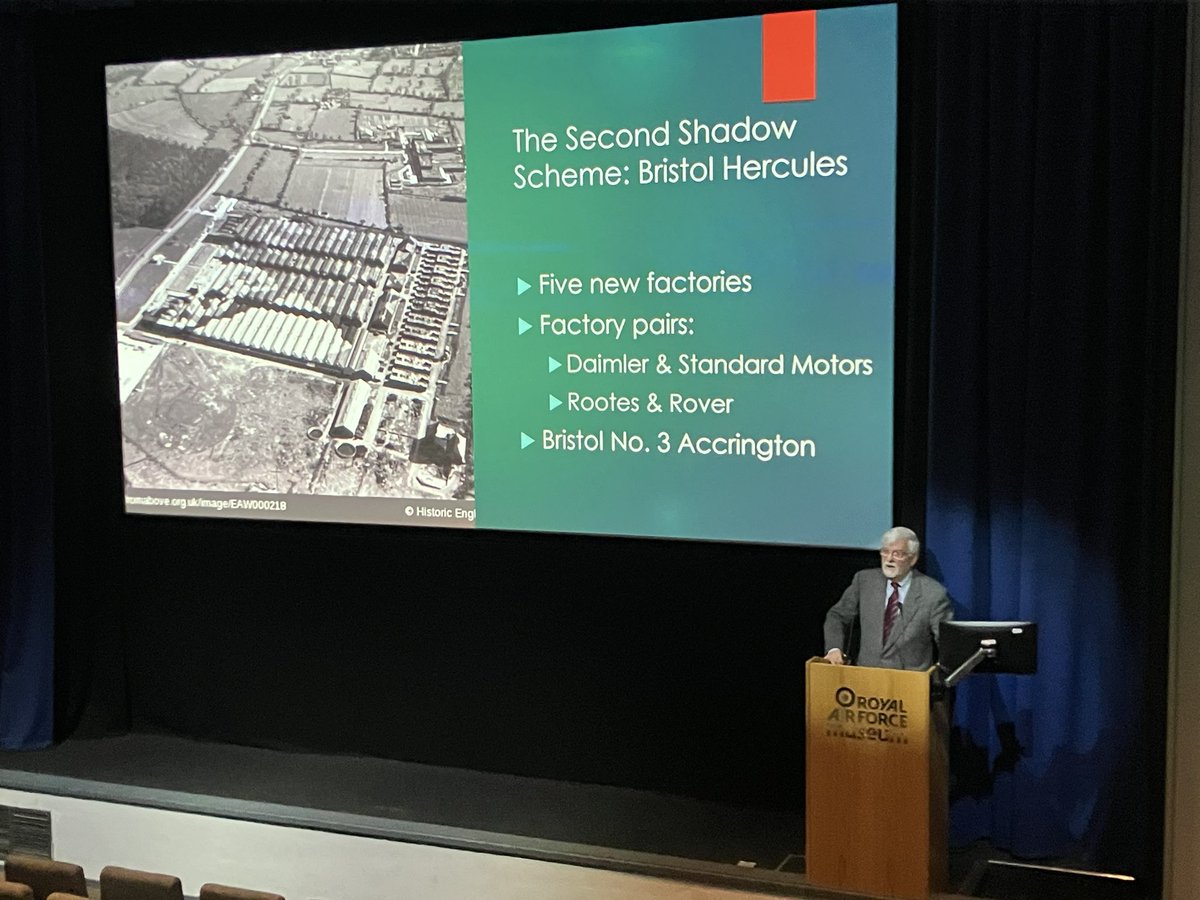 Huge thank you to Dr Edward Young for sharing research from his PhD thesis (now a book!) about the development of British and American aero engine manufacturers during the Second World War! Catch up on the talk here: crowdcast.io/c/lll-2024-you… @RAFMUSEUM