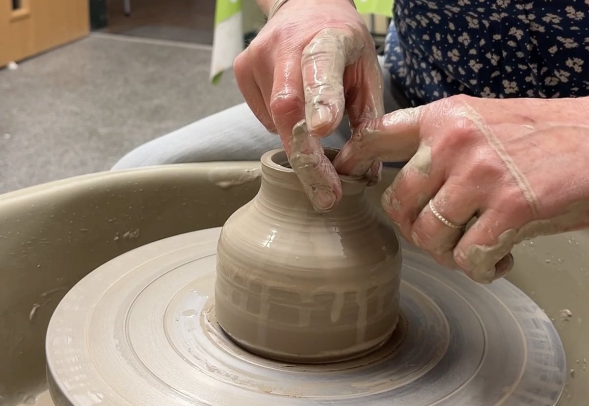 One space has just come available for our next throwing taster session on the 29th June! Follow the link below to book! eventbrite.co.uk/e/throwing-on-…