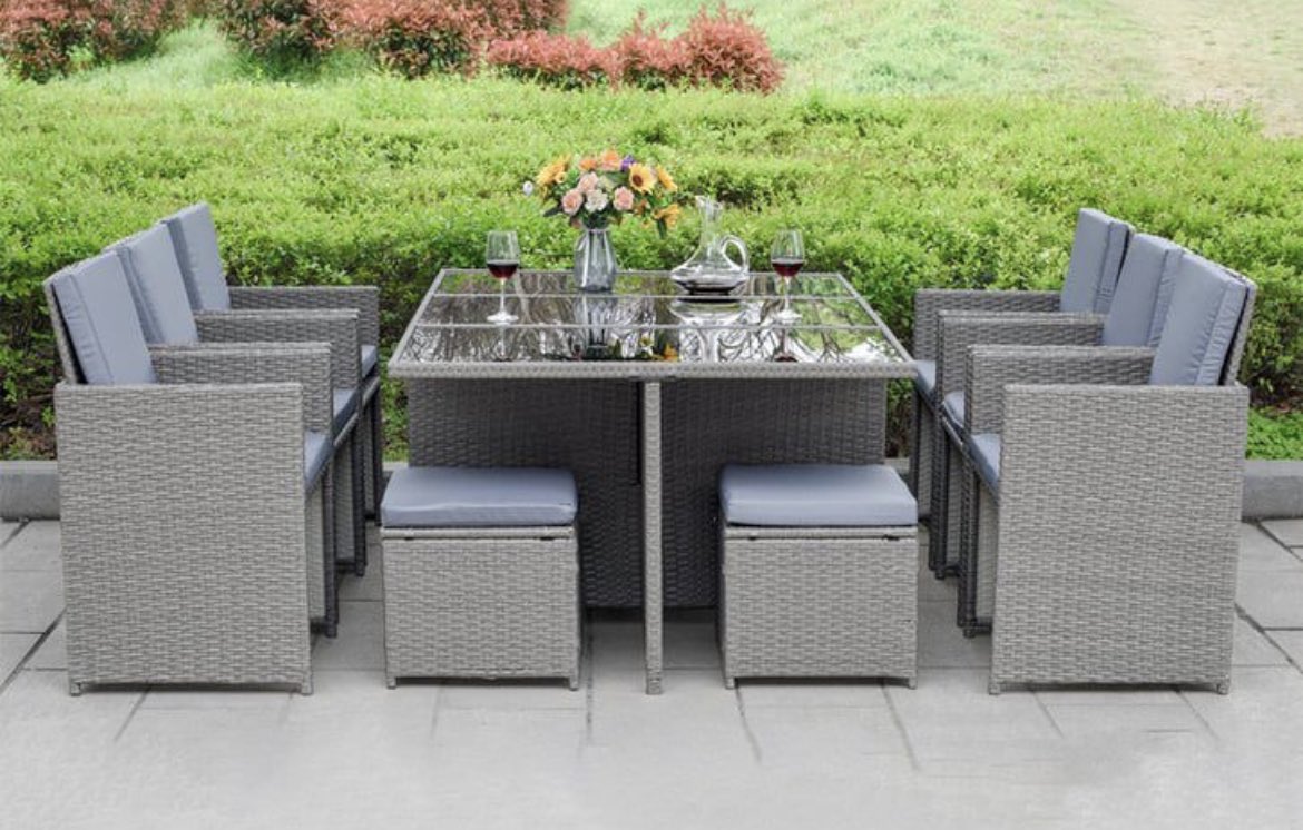 I’d you love to host, this 10 seater garden furniture set was made for you.

Great deal 🙌

Check it out here ➡️ awin1.com/cread.php?awin…