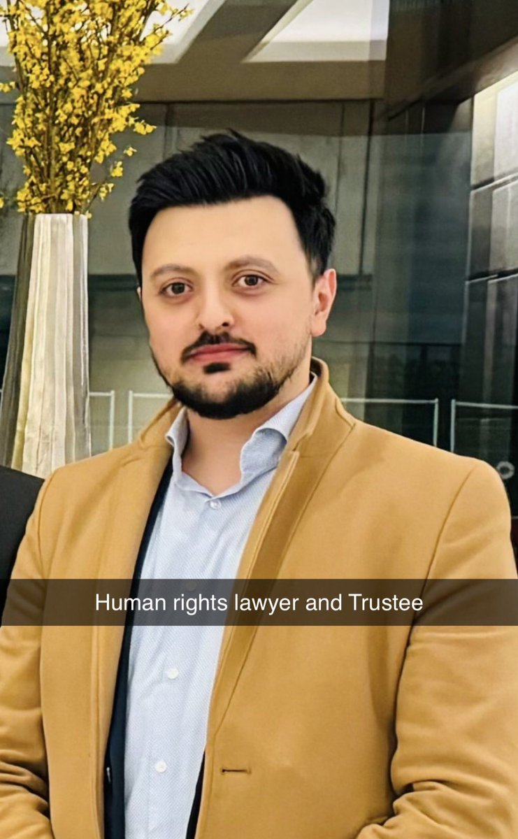 QaysSediqi's tweet photo. Now, more than ever, it's crucial for me to share my refugee background.

As a proud former refugee and human rights lawyer, I want to emphasize that despite the Government's efforts to portray us otherwise, we are not criminals.

We are diligent individuals striving for equality https://t.co/awzT22rSdD