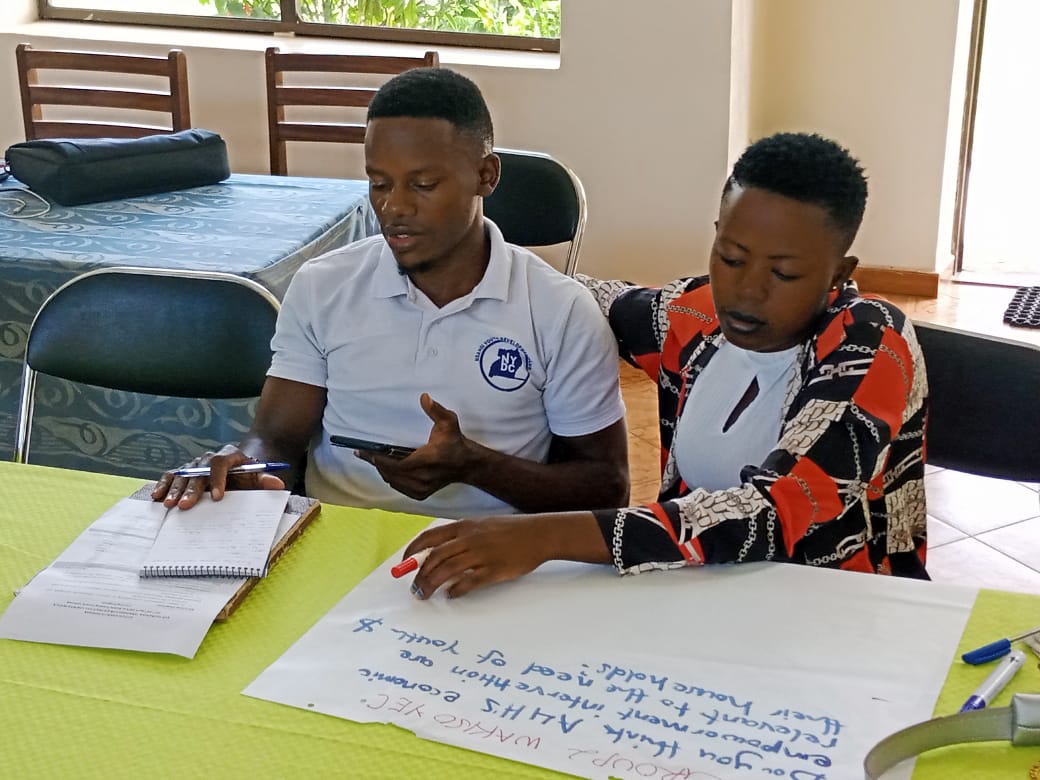 Ongoing youth leaders refresher training at Bonita Training Centre at @action4hU offices in Lubowa on what works and what needs to be done better regarding Village Savings and Loan Associations (VSLAs). #youthempowerment #financialmgt #youthleadershiptraining