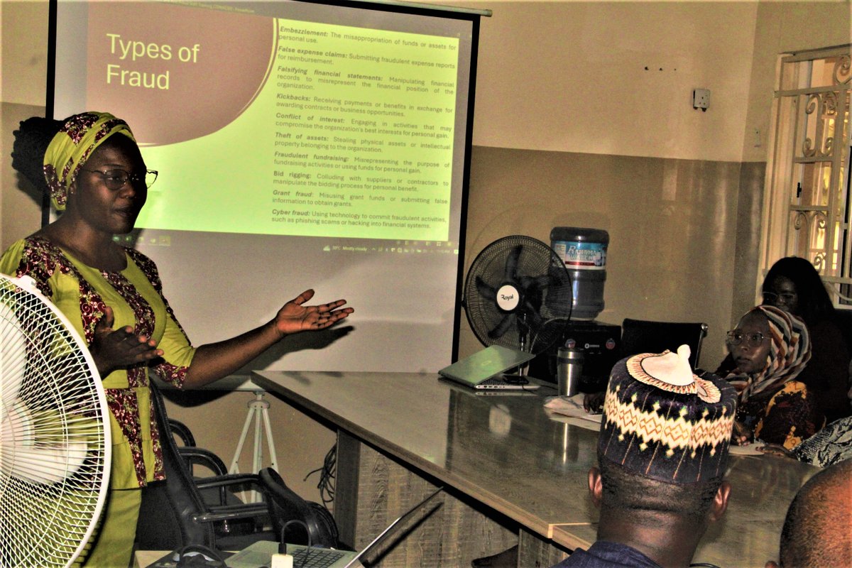 Cowacdi_ng's tweet photo. Don't fall for the fraud trap!🚫
COWACDI HR Unit trained staff to avoid fraudulent activities to enhance transparency and accountability. Let's stay informed and abstain from fraudulent activities. Knowledge is power! #AntiFraud #COWACDI #ZeroFraudTolerance #WhatsApp https://t.co/C6wdWJ8nKB