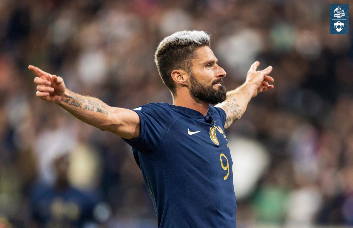 Avec sa signature prochaine en MLS, Olivier Giroud devrait vraisemblablement disputer sa dernière grande compétition avec l'Equipe de France cet été, lors de l'Euro 2024. 😢 🇫🇷

Varane, Lloris, Benzema, Giroud... La fin d'une ère !