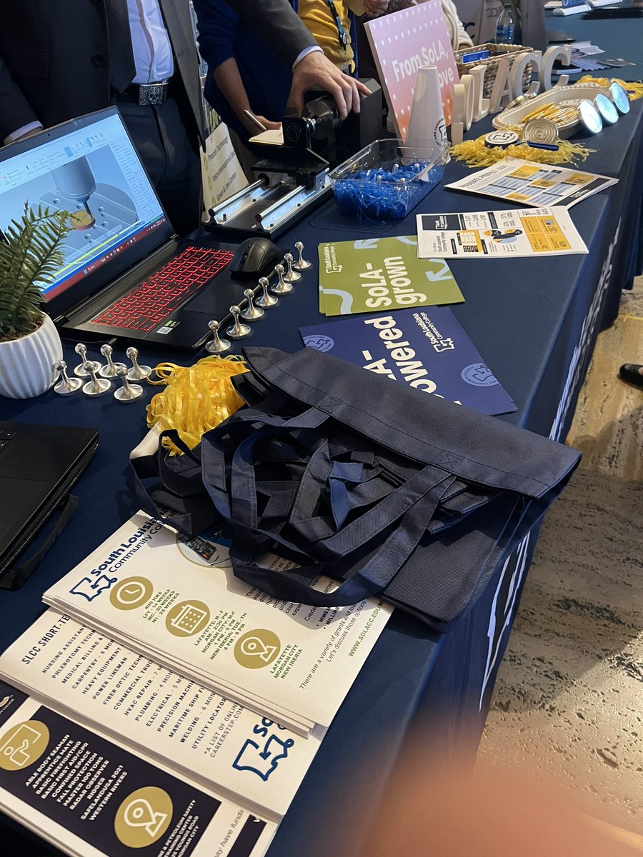 AndrePerezSLCC's tweet image. What a fabulous day at the Capitol as @soutlacc reveals its new brand to LA State Legislators and others during the @golctcs Day at the Capitol event!