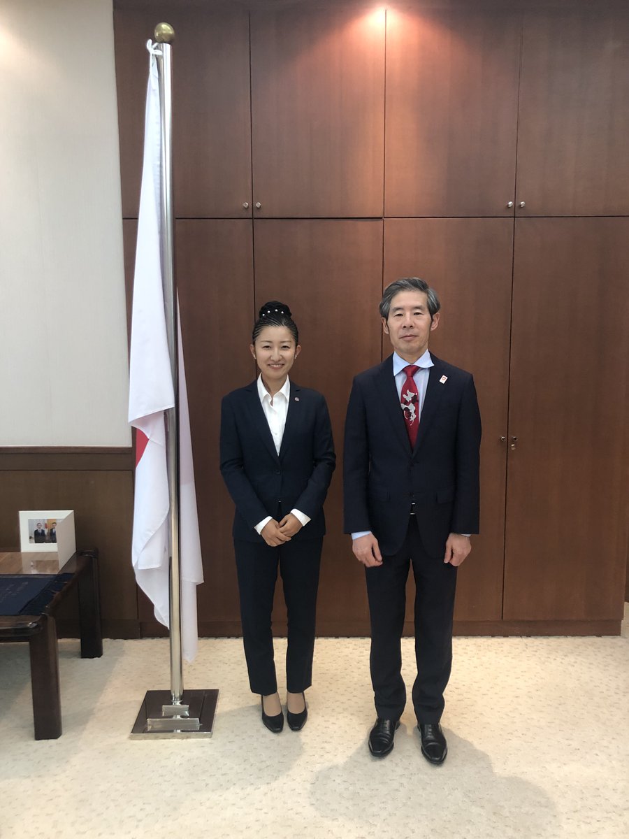 On 22 April 2024, H.E. Ambassador OKANIWA received a courtesy call by a Japan Overseas Cooperation Volunteer who has completed her mission in Kenya. She worked in the field of community development and contributed to enhancing the livelihood of small-farmers in Kericho County.