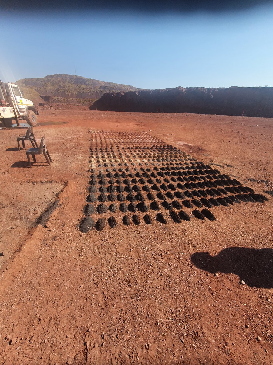 Geosearch14's tweet photo. Exploration Drilling is used in the mineral mining sector to probe the contents of known ore deposits or to explore sites for potential geological/commercial value.
Geosearch uses various drilling techniques depending on the terrain and minerals.

https://t.co/CDo0jdMRLk https://t.co/kFxXfimy9U
