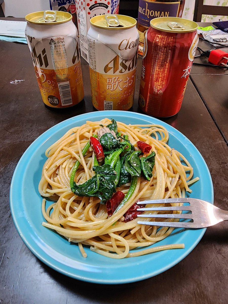 parmychonchill's tweet photo. 最近のラーメンは汁無しが金銭的なブームなんだぜ！

#自作イタリアラーメン
#ラーメン
#カーペットパイソン
#酒くずはごみかごへ https://t.co/SVx6s5XgV7
