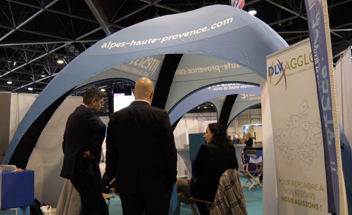 ecom_news's tweet photo. 🎬Salon #MadeinPMESud à #Marseille : Comment permettre aux #entreprises de développer leurs relations commerciales ? https://t.co/DndjjBtd3m @CPMESUD @alaingargani @maregionsud @RenaudMuselier @cci_paca @PRenaudi @CE_CEPAC @fabressec https://t.co/0E2UYDLh79