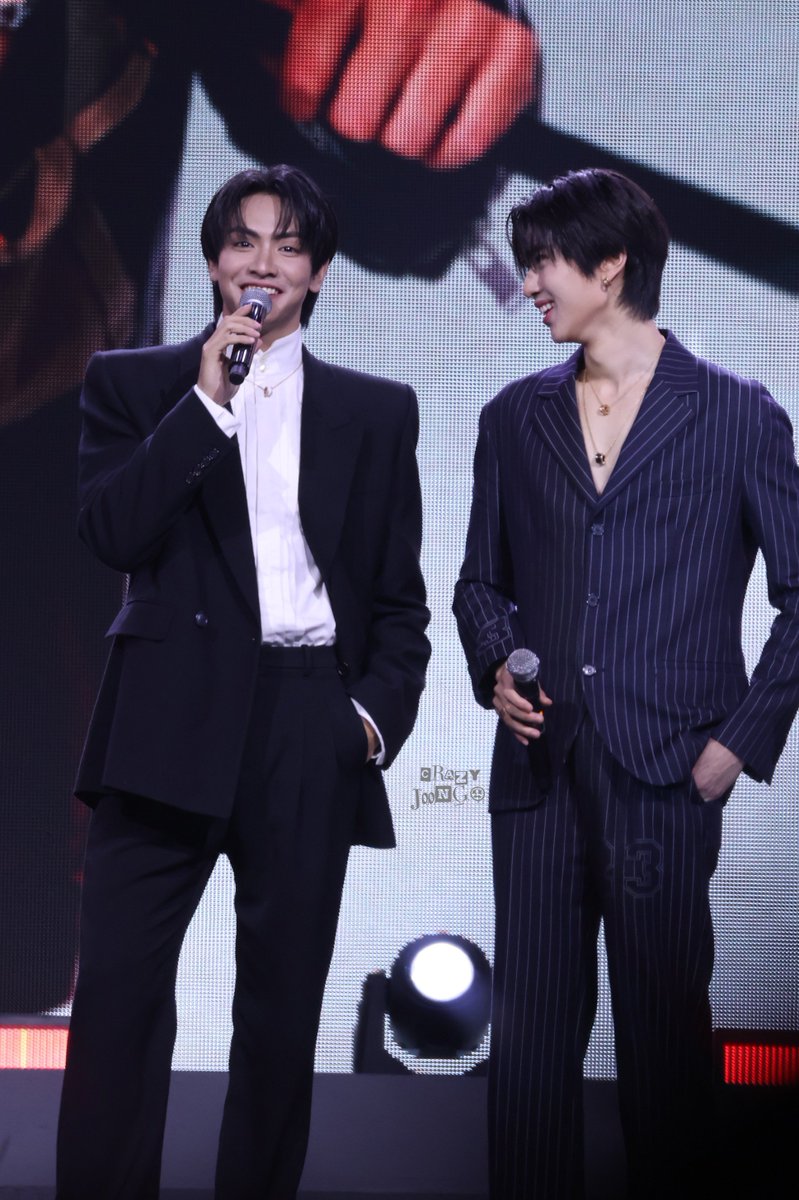 Crazy_Joong's tweet photo. ซีรีส์แซ่บ แต่พี่ดังสดใสมาก

JOONGDUNK GROWUP 
#GMMTV2024PART2 
#จุงดัง https://t.co/fBtLYvYGOy