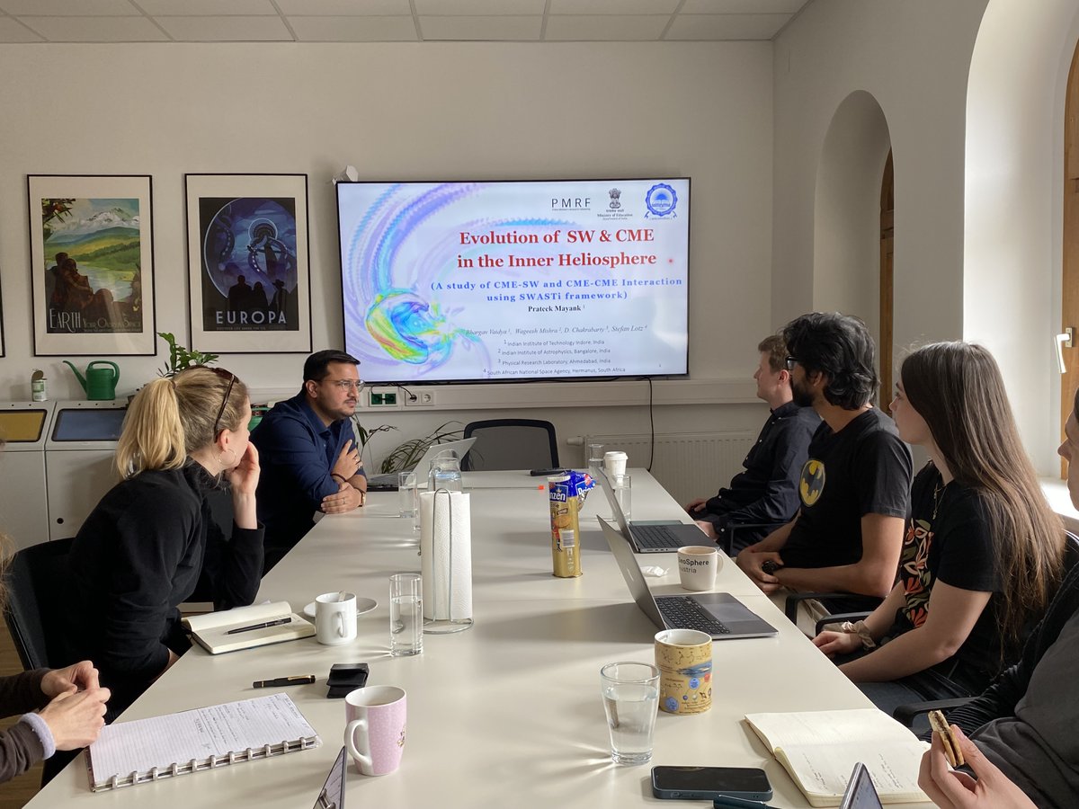 This week we enjoyed the visit of Prateek Mayank @PrateekJeDi at @ASWOGeoSphere who showed use the SWASTi MHD framework for simulating the ambient #solarwind and CMEs.