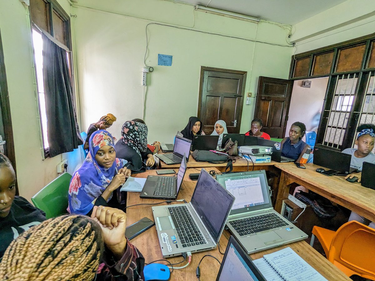 As part of our ongoing efforts of providing  further resources and mentorship to girls who have completed our programs,#Ajiraforshe interns are working with using various digital tools to collect and analyse data.

#DigitalTransformation #onlinebusiness #codehack