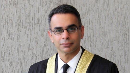 AftabIqbalFan's tweet image. جسٹس بابر ستار۔۔۔!!!
اپنے حلف کی پاسداری کرنے والے ہر بہادر جج کو قوم کا سلام...