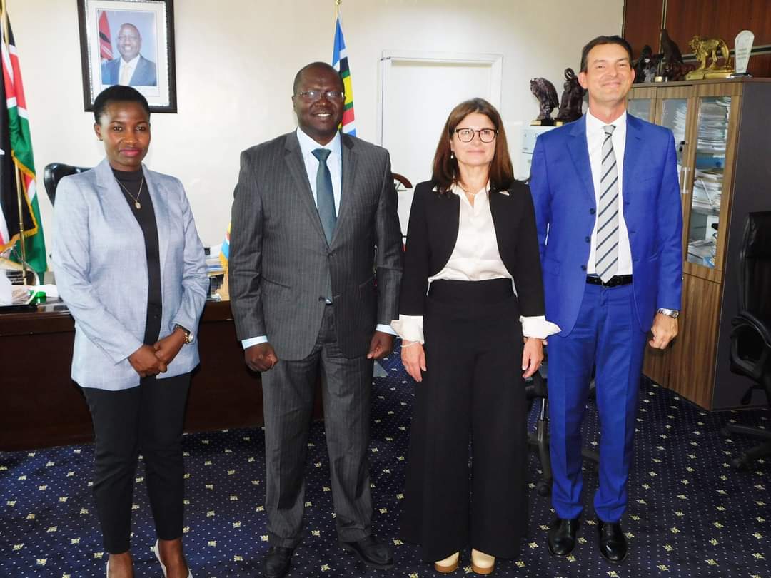 I joined my Cabinet Secretary Hon. @CsChelugui in hosting European Union Ambassador to Kenya, H.E @EUAmbKenya Geiger, along with her delegation:Filippo Amato (Head of Trade) and Thomas Von Handel (Head of PPI).