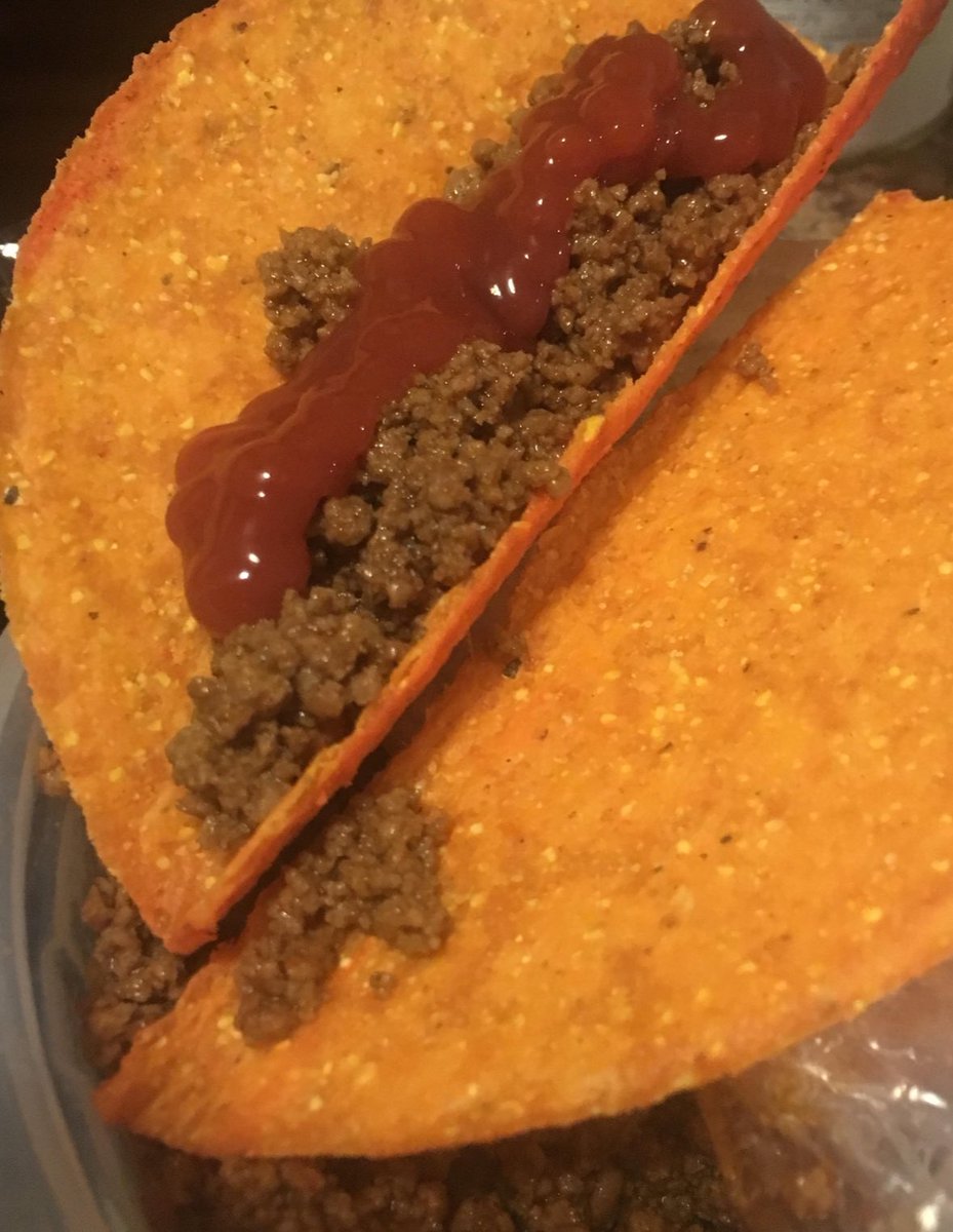 Does ketchup belong on tacos? 🌮 
#TacoTuesday
