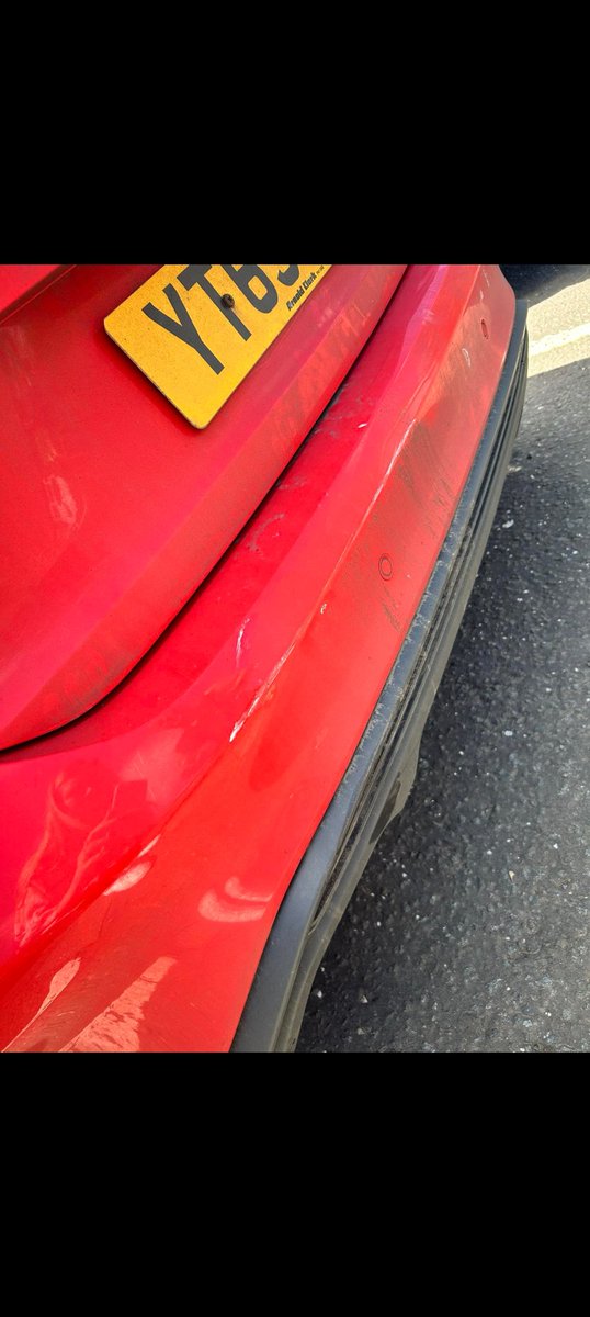 Cat1MSJW's tweet photo. Hopefully the person who has damaged my car sees this and comes forward... https://t.co/x6JE0EmWmw