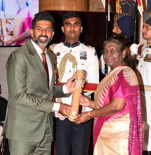 The Tennis legend Rohan Bopanna of IOCL conferred with the Padma Shri Award by President Droupadi Murmu yesterday. PSPB congratulates Rohan and IOCL for this award.