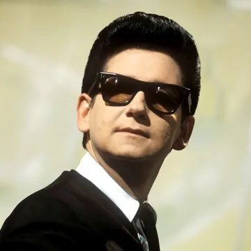 Celebrating Roy Orbison on his birthday! – aka – The Big O – multi-award winning singer/songwriter/guitar/harmonica – hits include – Oh Pretty Woman – Only The Lonely – Crying – (4/23/1936 – 12/6/1988)

TheFrogHoller.com #happybirthday #RoyOrbison 
apple.co/2phrVQY