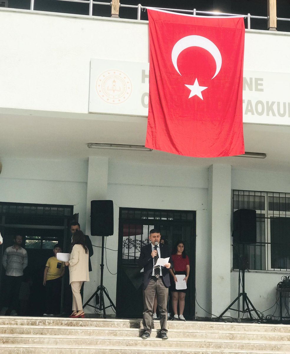 mahmutonal's tweet photo. 23 Nisan Ulusal Egemenlik ve Çocuk Bayramı https://t.co/dPjIDsC4l5