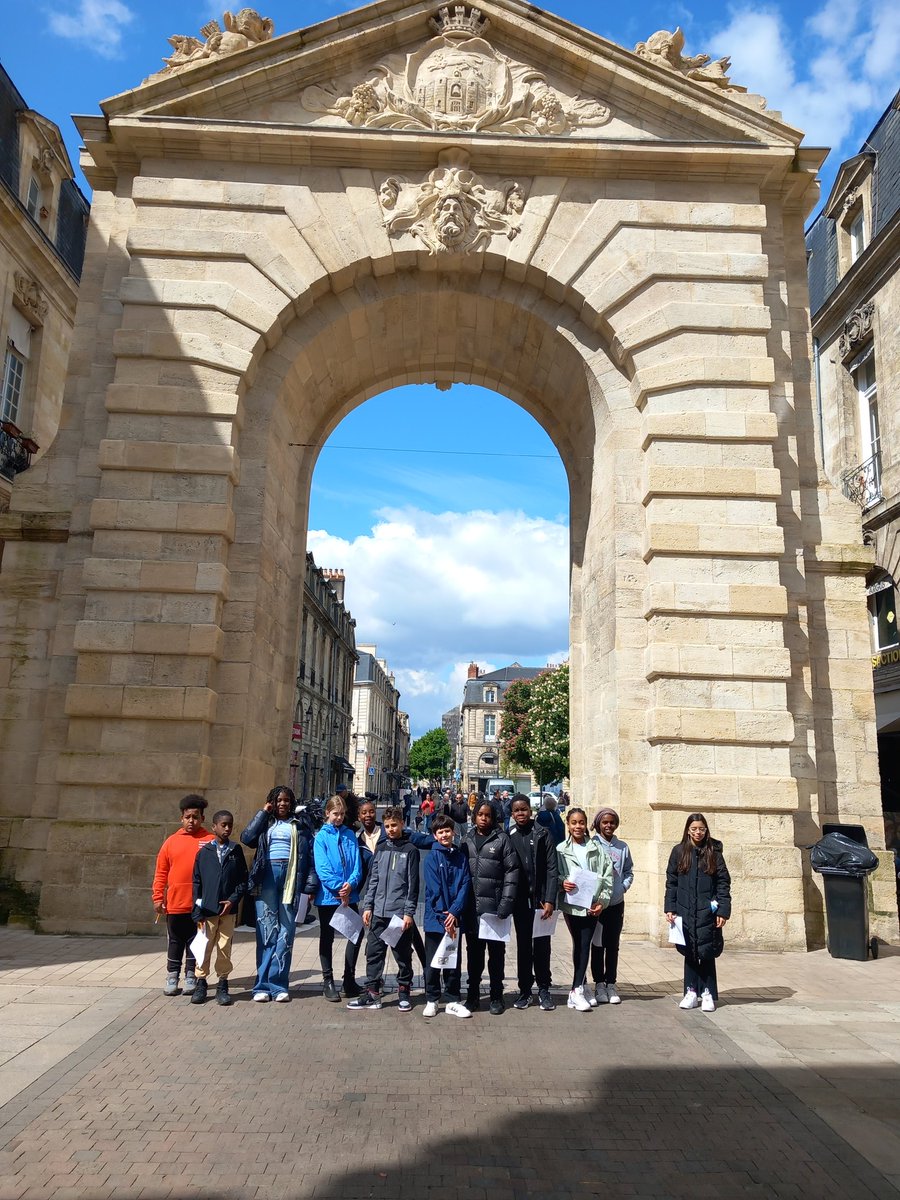 Bonjour from France! Our Year 6 crew are having a 'tour-iffic' time exploring Bordeaux. Vive la France! #GrantonFamily #Leadingtheway #Excellenceforall