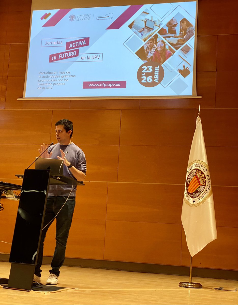 Muy interesante la conferencia sobre inteligencia artificial de <a href="/pau/">Pau Garcia-Milà</a> en la inauguración de las jornadas #ActivaTuFuturo del <a href="/UPV_CFP/">UPV-CFP</a>