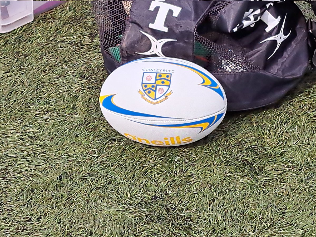 simon_finnan's tweet photo. Another great 🏉🏉 event via @BurnleySSP, supported via @Burnley_RUFC &amp; four young leaders from Unity College Burnley / @RufcGirls 🙂🏉👍

11 schools all Yr. 3 &amp; 4 having a great run round. #NewSport 🏉

Photos courtesy of Holy Trinity Burnley🏉 https://t.co/tp0eiZsHAZ
