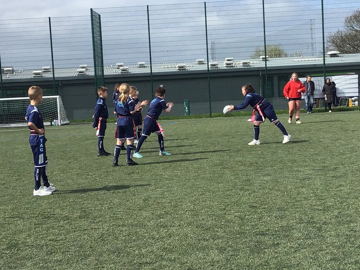 simon_finnan's tweet photo. Another great 🏉🏉 event via @BurnleySSP, supported via @Burnley_RUFC &amp; four young leaders from Unity College Burnley / @RufcGirls 🙂🏉👍

11 schools all Yr. 3 &amp; 4 having a great run round. #NewSport 🏉

Photos courtesy of Holy Trinity Burnley🏉 https://t.co/tp0eiZsHAZ