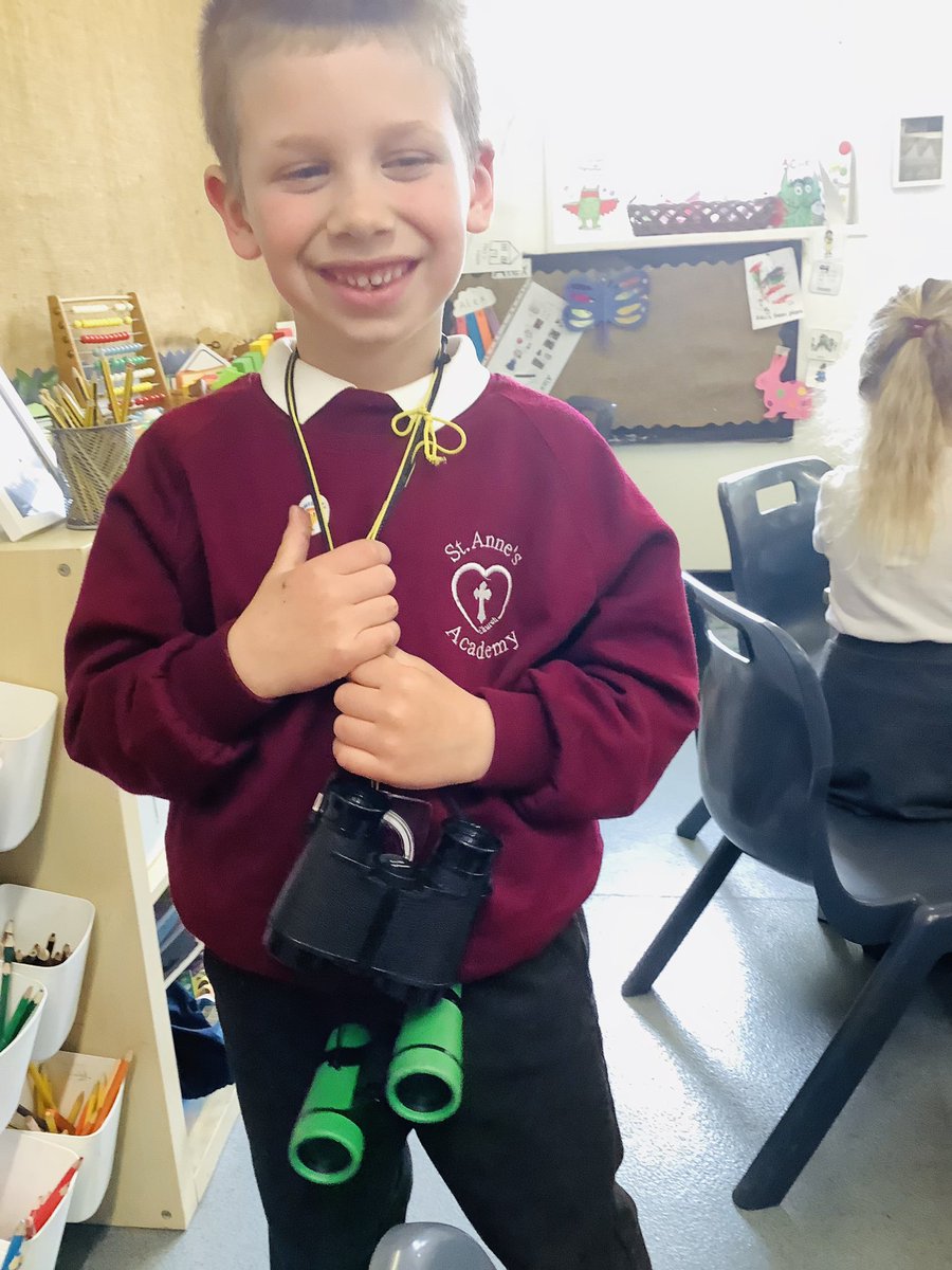 We have been super inspired by our visit from Eddie to be explorers. We had thought about what an explorer might need and made sure we were prepared for our adventures. 🔎🧭🗺️🐝👍 @StAnnes_EHS @BPooleStAnnes @LDavisonStAnnes