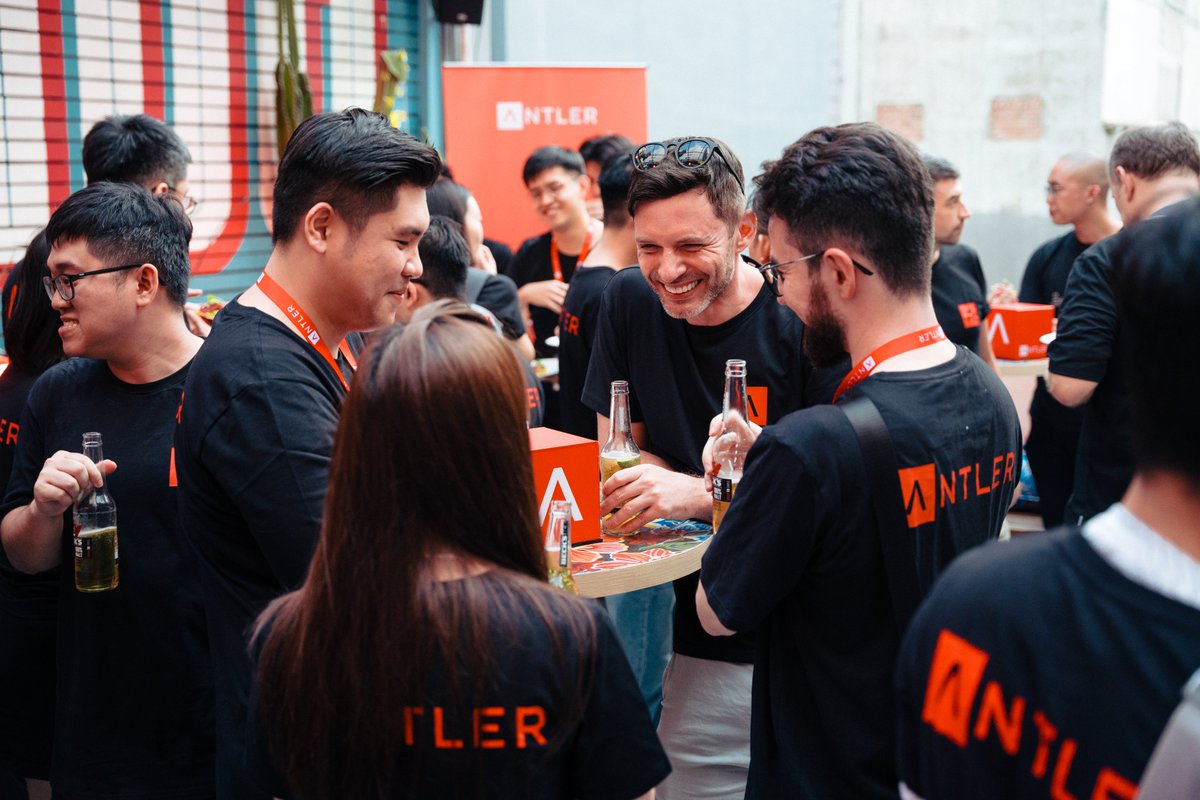 Our 6th cohort in Vietnam is a go 🚀 From a Fintech CTO revolutionizing digital banking to a serial entrepreneur starting their latest venture, we’re excited to welcome 76 exceptional founders to our residency! #AntlerVietnam #Antler #TechLeaders