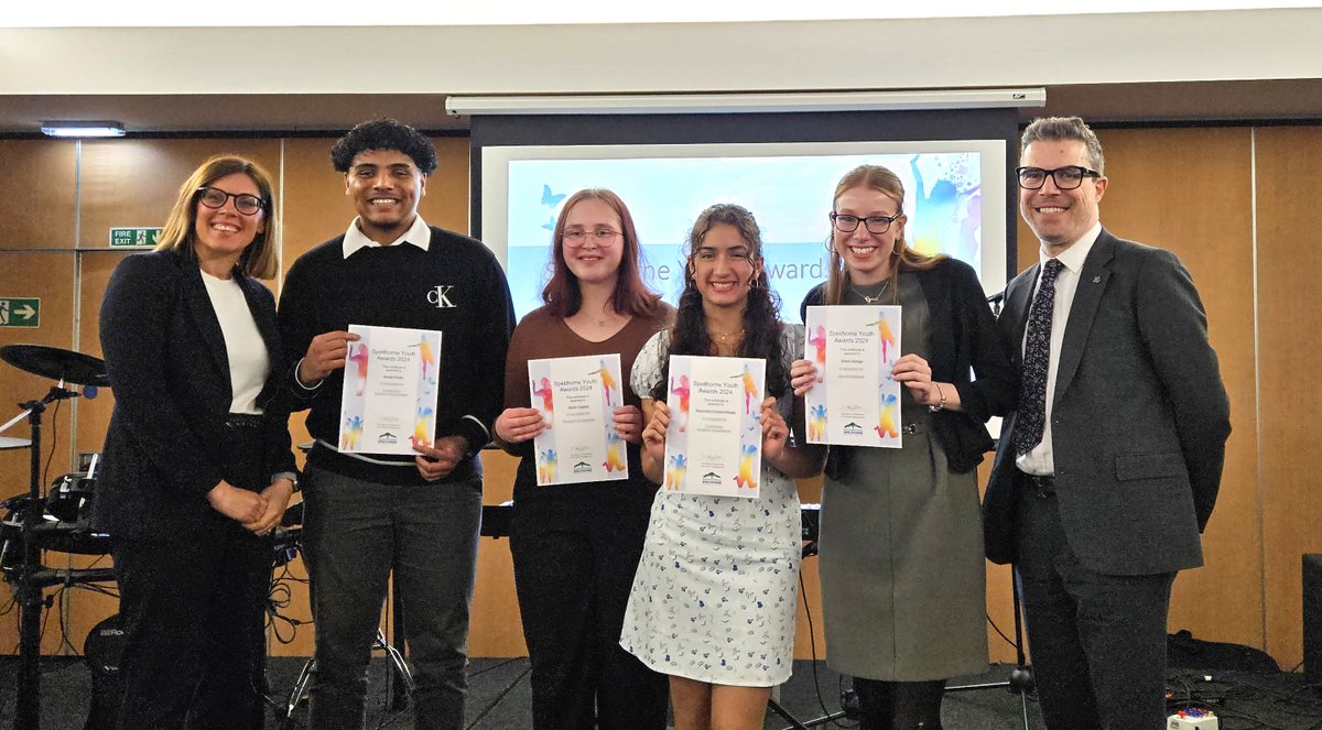Congratulations to St Paul's students - Grace G (Year 10), Samantha R-F (Year 10), Amaan H (Year 13) and Sarah C (Year 13) who were recognised for there achievements at the Spelthorne Youth Awards evening held last Friday. #success #academicachievement #ArtsAchievement