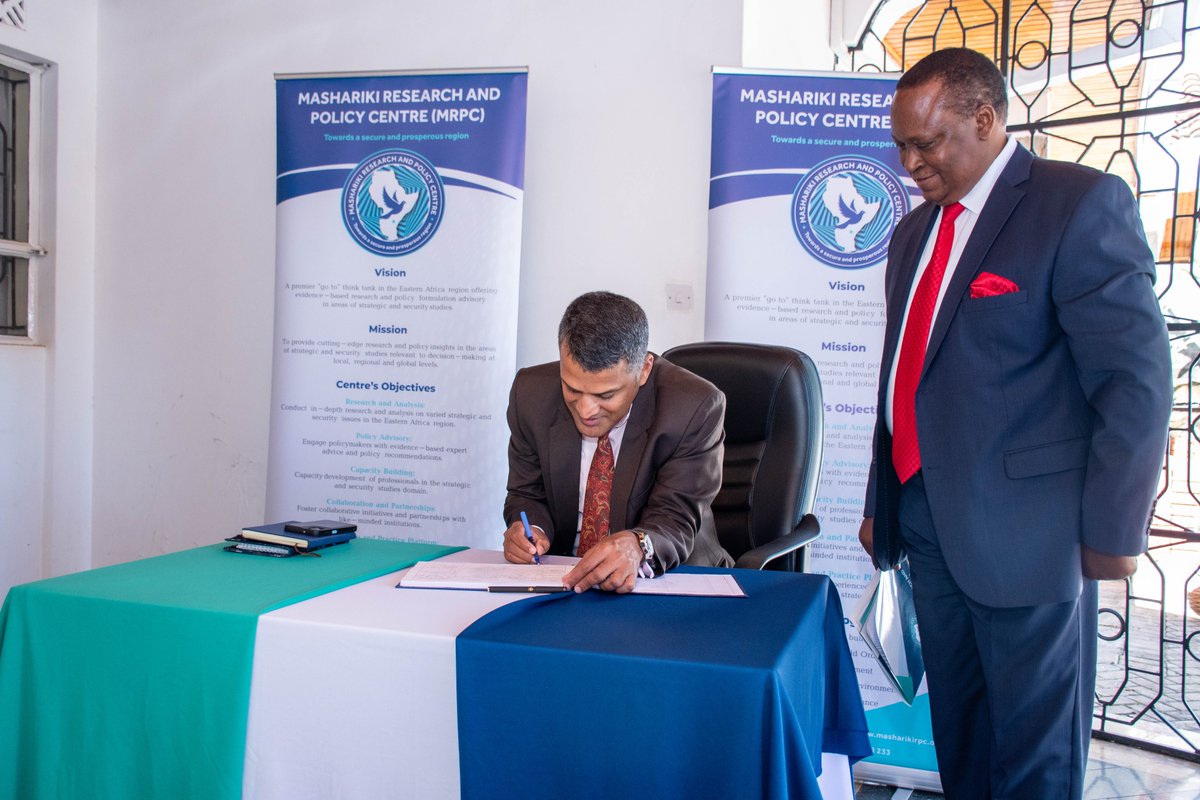 masharikirpc's tweet photo. On 22nd April 2024, Brig (Rtd) Dr. Robert Kabage, PhD, EBS, CEO of MRPC hosted Captain (IN) Velagada Shirdikant Defence Advisor, High Commission of India in Kenya for a consultative meeting at the Centre in Nairobi.
 
#maritimesecurity #trade #development 
@IndiainKenya https://t.co/xUyLrmZvjo