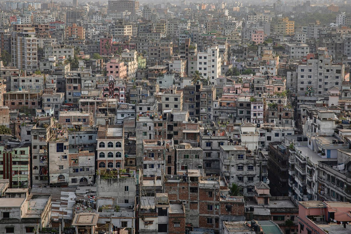 #EarthDay 🌎
For the past few days, #Dhaka, #Bangladesh, has been hit by a severe #heat #wave. The rapid increase in unplanned development and the lack of trees and #green spaces are contributing significantly to the growing number and severity of #heatwaves in the city.