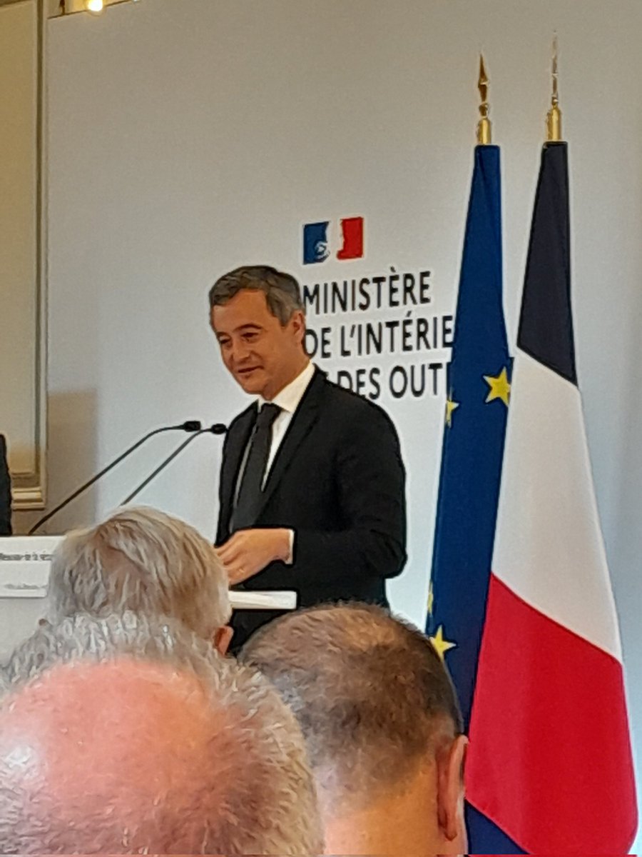 ANAMNESIS (@anamnesismsp) on Twitter photo <a href="/anamnesisMSP/">ANAMNESIS</a> était présente ce matin pour le lancement du Beauvau de la sécurité civile par <a href="/GDarmanin/">Gérald DARMANIN</a> et <a href="/FaureDominique/">Dominique Faure</a> <a href="/AlphasisPSP/">ALPHASIS, Pharmaciens de Sapeurs-Pompiers</a> <a href="/ANISPOfficiel/">ANISP</a> <a href="/dgscgc/">dgscgc</a> <a href="/DG_SecCivile/">Julien Marion - DGSCGC</a> <a href="/ANDSIS1/">ANDSIS</a> <a href="/anamnesisMSP/">ANAMNESIS</a> était présente ce matin pour le lancement du Beauvau de la sécurité civile par <a href="/GDarmanin/">Gérald DARMANIN</a> et <a href="/FaureDominique/">Dominique Faure</a> <a href="/AlphasisPSP/">ALPHASIS, Pharmaciens de Sapeurs-Pompiers</a> <a href="/ANISPOfficiel/">ANISP</a> <a href="/dgscgc/">dgscgc</a> <a href="/DG_SecCivile/">Julien Marion - DGSCGC</a> <a href="/ANDSIS1/">ANDSIS</a>