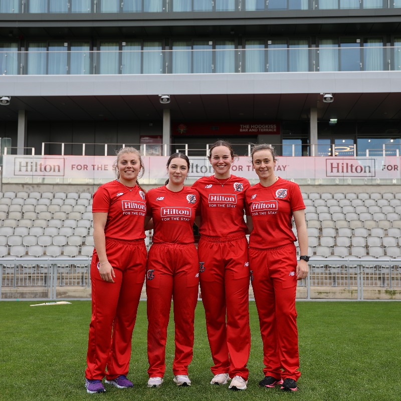 Thundercric's tweet photo. ✍ Following @Hilton’s increased investment @OliviaNBell, @Danielle_C0706, @AilsaLister and @_hrainey have signed professional contracts.

The contracts take our squad to 15 professionals, and eventually to 16, the most in UK women's domestic cricket. 🙌

#HiltonForTheStay