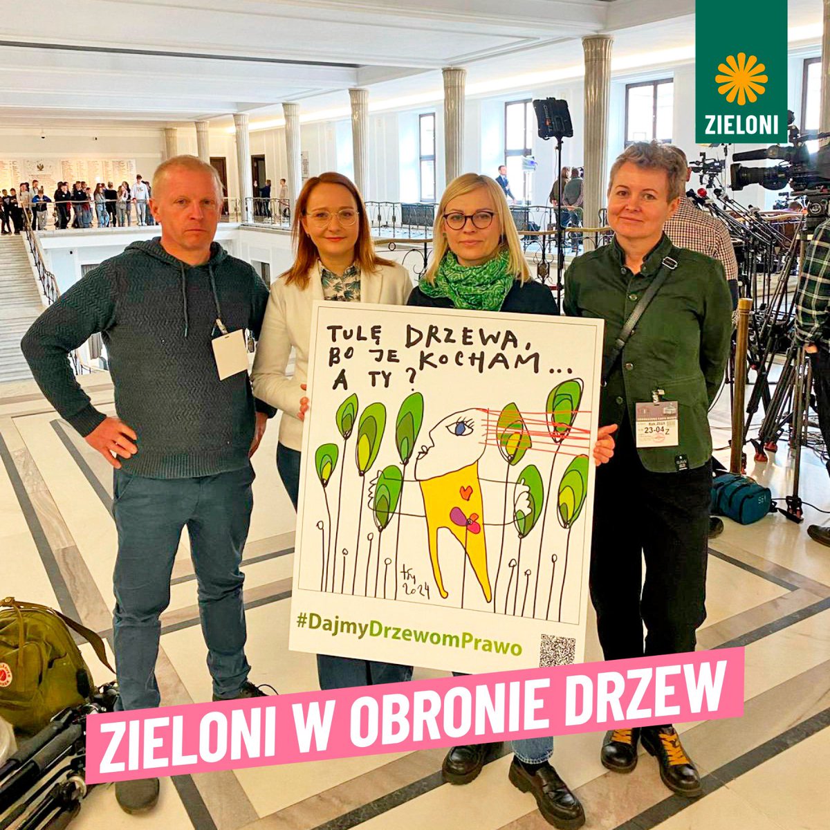 🌳 Czas zmienić definicję drzewa! ✌️ 💚 Na początku obecnej kadencji #Sejm nasza zielona posłanka @GoTracz powołała Parlamentarny Zespół Przyjaciół Drzew, który ma za zadanie przygotować propozycje zmian legislacyjnych dotyczące ochrony drzew w Polsce, o których możecie poczytać