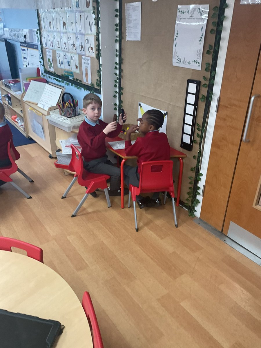 HolyFamilyWigan's tweet photo. Amazing maths work happening in our Reception class. All the children were focused, on task and learning! Well done @HolyFamWigan_YR
@ArkCurriculum @StJosephCMAT 
#ontask #mathematics #receptionclass https://t.co/jB2dEWtV2L