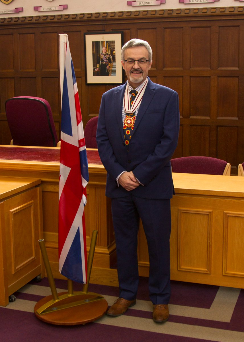 Deputy Lieutenant, John Griffiths-Elsden was honoured to host three Citizenship Ceremonies at East Northamptonshire Council in Thrapston yesterday. @NNorthantsC #Thrapston