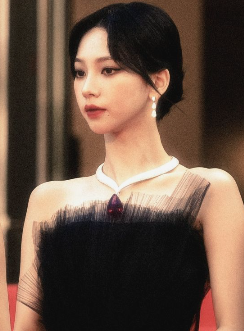 AboutMusicYT's tweet photo. aespa's Karina at Cannes Film Festival, 2023. https://t.co/04Q7xVNcRr