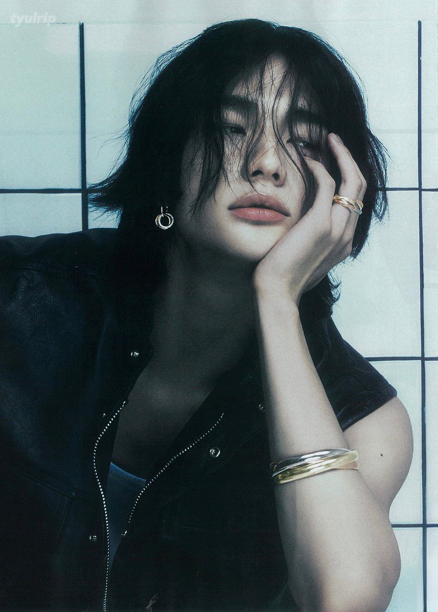Hyunjin of Stray Kids looks breathtaking for ELLE Korea.