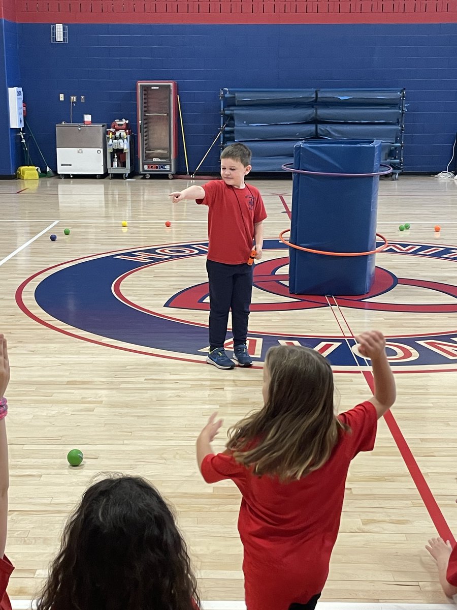 mrhaleyhtpe's tweet photo. A big thank you to the Diehl family for sponsoring our Gym Teacher for the Day!  In this case, his list was so long that we have to continue the fun next week! https://t.co/H0IWDyswUC