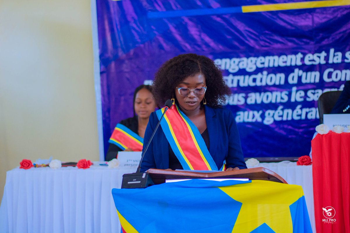 gloriane_ondang's tweet photo. Pour pouvoir récolter, il faut accepter de se planter dixit etesse yanick. 
#GloFf https://t.co/0r5MQn1J3S