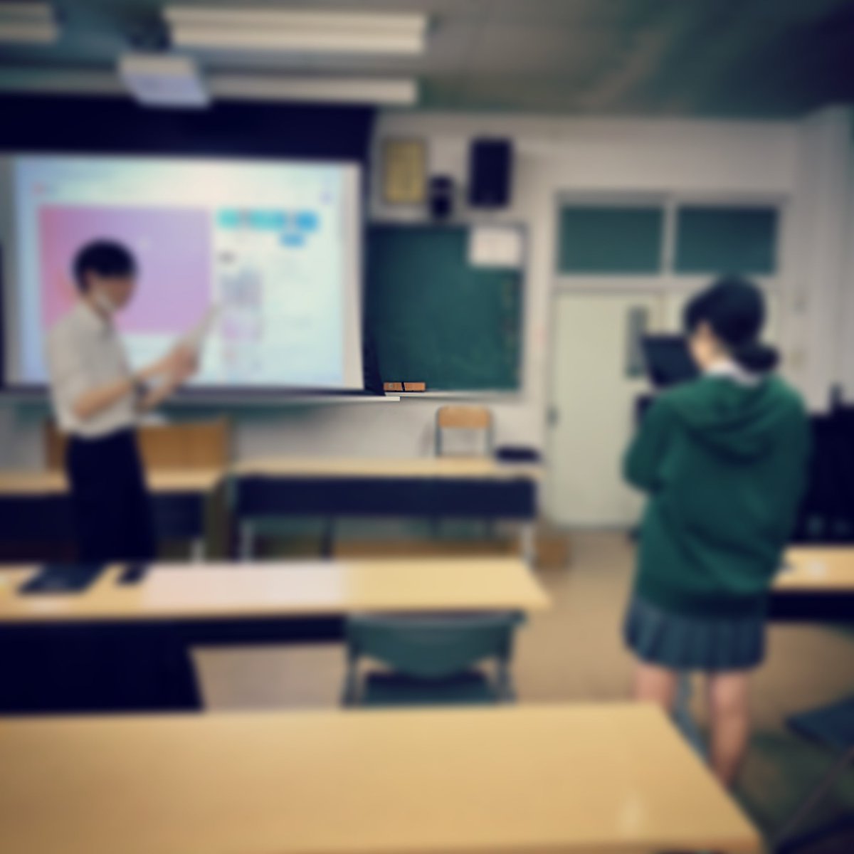 daito_chorus's tweet photo. 新顧問も加わり、少人数ですが頑張って活動しています。6月には都立松原高校さんと交流会の予定です。新入生の方、是非、お待ちしています。興味のある方は、音楽の先生に声を掛けて下さい！ https://t.co/PTEvxhSVjY