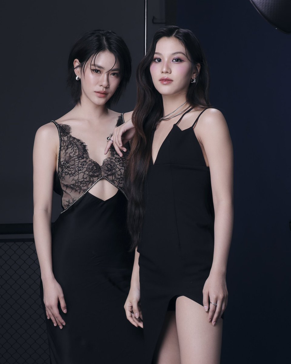 USseriesth's tweet photo. ฝากพี่แพม และน้องดอกรักไว้ในใจทุกคนด้วยน้าาา ไว้มาเจอกันเร็วๆ นี้ค่า 👩‍❤️‍👩

Us รักของเรา
🎥 : https://t.co/PDx9sEMwAF

#USTheSeries
#GMMTV2024PART2 https://t.co/Z2BpbksBfY