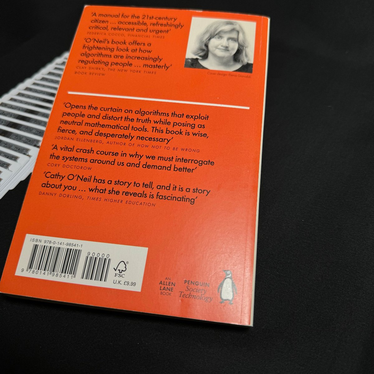 Bon #santjordi ! 🌹📚 In Catalunya, we celebrate the day of love and literature. To mark this special occasion, I'd like to share a thought-provoking book. Long before the #ai hype, this book was already noting importance of #ethicalAI. A must-read for anyone curious about tech