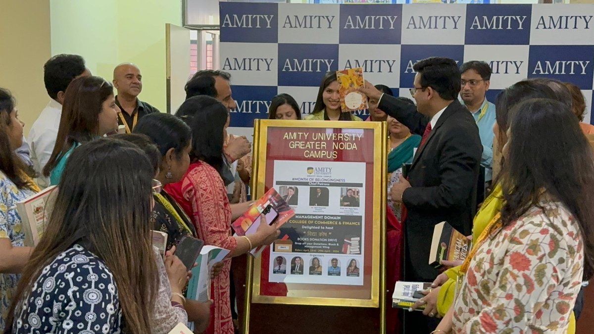 DrAjayRana's tweet photo. Amity College of Commerce & Finance, AUGN campus, proudly hosted the "विद्या कोष" Books Donation Drive. A big thank you to everyone who contributed to this noble cause! Let's continue to spread knowledge and make a difference.
#MonthOfBelongingness #BooksDonationDrive #amityuniv https://t.co/f6rUX0LRhn