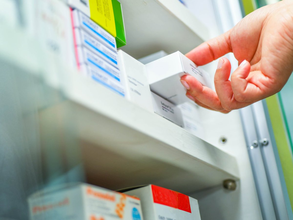❗️ Our Medicines Shortages Steering Group (MSSG) just released recommendations to strengthen critical medicine supply chains ❗️ These measures, aim to ensure uninterrupted access to vital medicines. Read more here 👉europa.eu/!7FbyMr #medicines #health #shortages