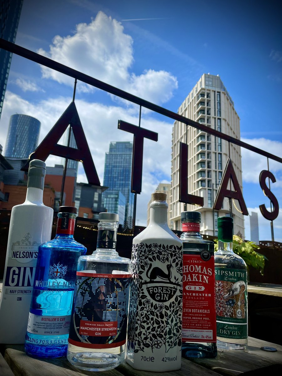 Happy #StGeorgesDay #Manchester 🏴󠁧󠁢󠁥󠁮󠁧󠁿 Join us and celebrate with a large English #gin or two out on our terrace in this lovely sunshine @TheAtlasBar ☀️ @forestdistil @Nelsonsgin @WhitleyNeill @ThomasDakinGin @sipsmith Cheers! 🎉