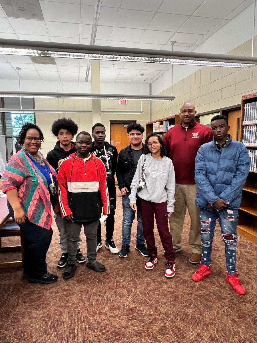 COLLEGE ACCEPTANCE > Westside hosted 8 colleges who provided “Acceptance on the Spot” for over 148 “College Ready” applications, including over $100,000 in scholarships! Thanks to Mr. Juawn Jackson and TRIO for coordinating this event! #Built4Bibb #WestsidePride #ClassOf2024