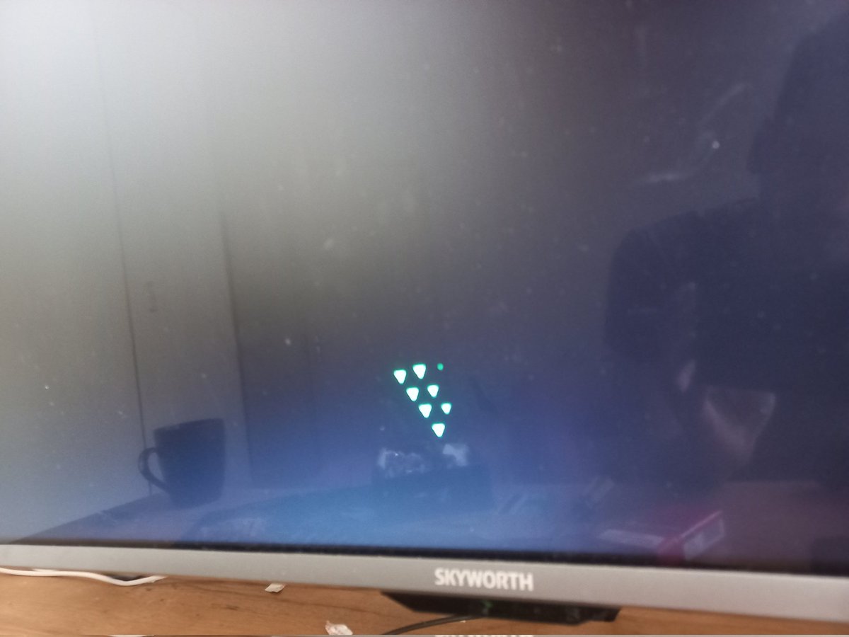jurgeng63's tweet photo. @EASPORTSFC @Inter @SerieA Why do I constantly get stuck at this screen when playing Rivals? It happens after I win a game and start a new one https://t.co/P1AE9fqLty